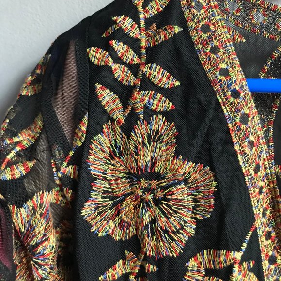 Deep V Romper - Picture 5 of 7